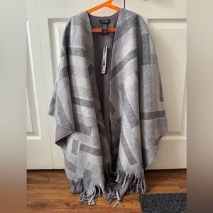 NWT EIVISSA grey reversible poncho (one size)